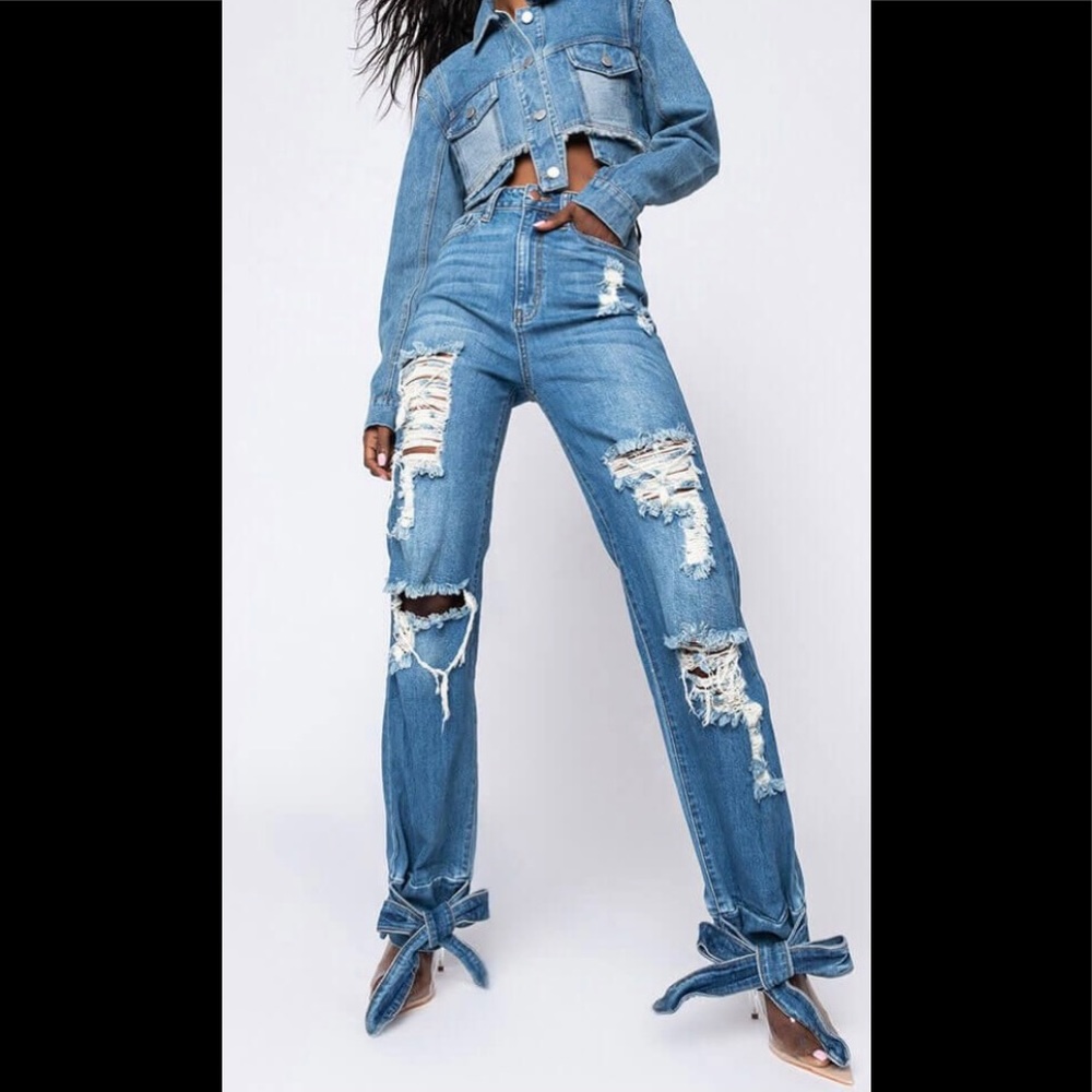 Akira Medium Blue Denim High Rise Jeans